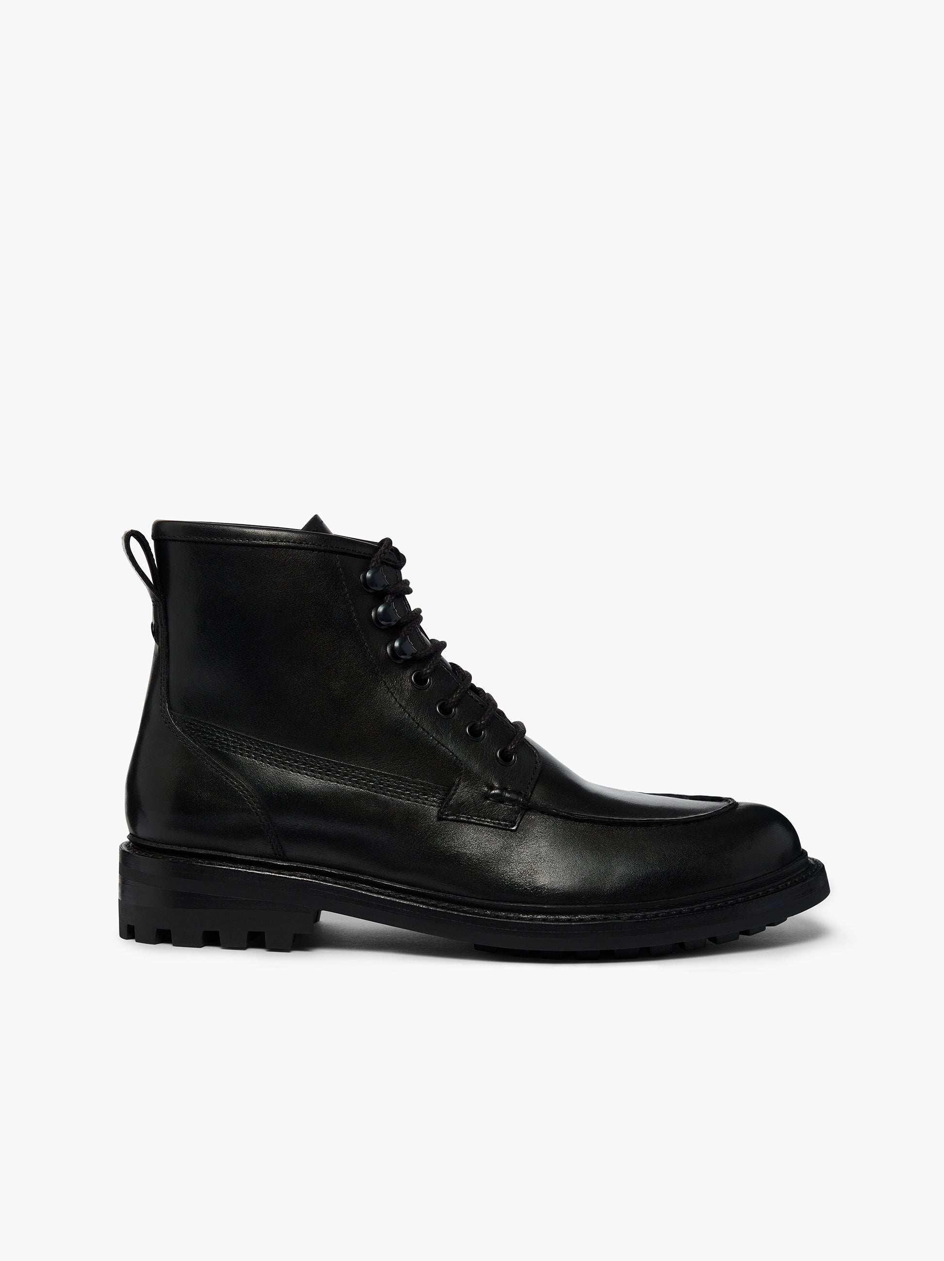 Chase chukka boot best sale