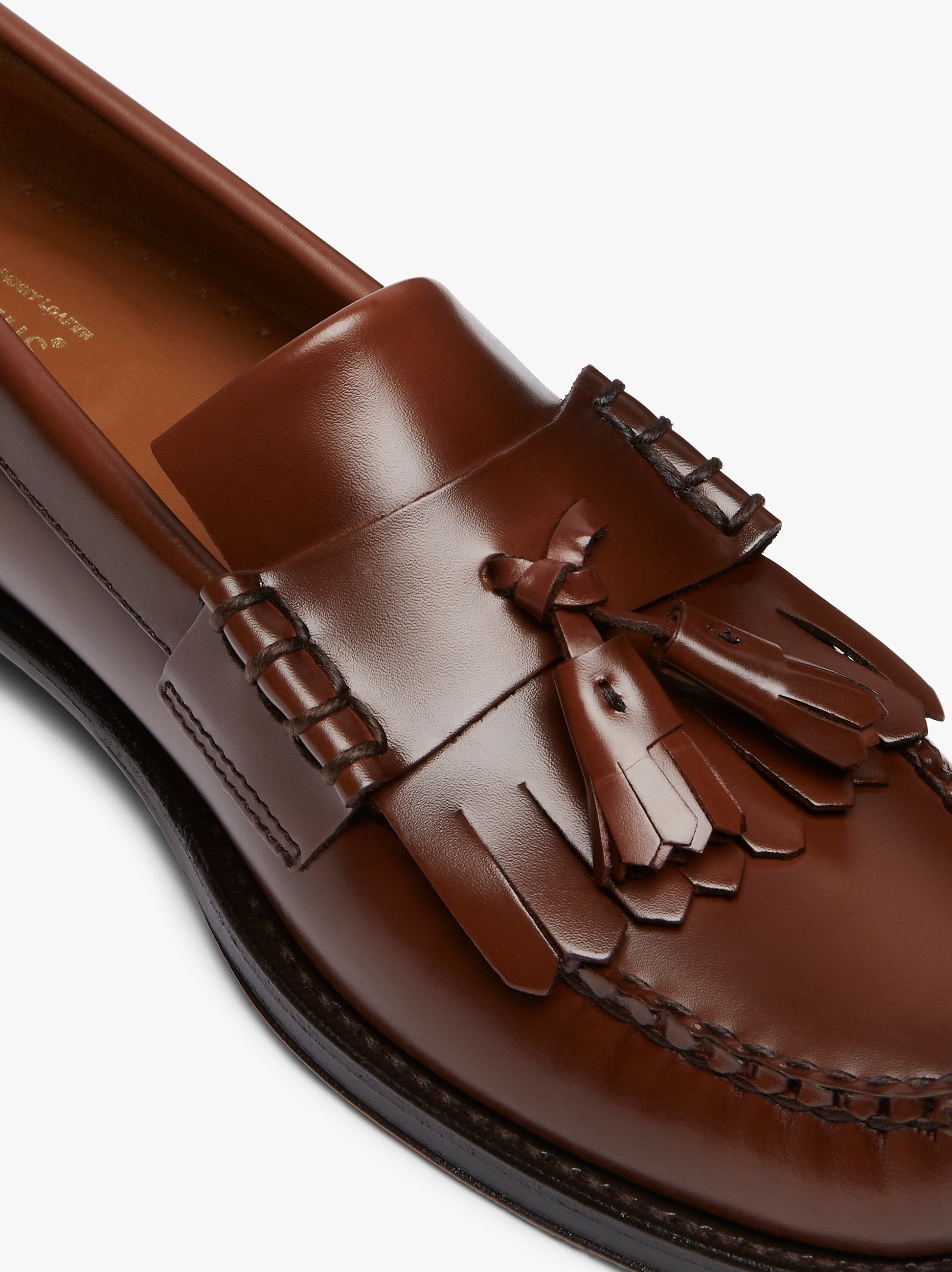 Bass kiltie tassel store loafer